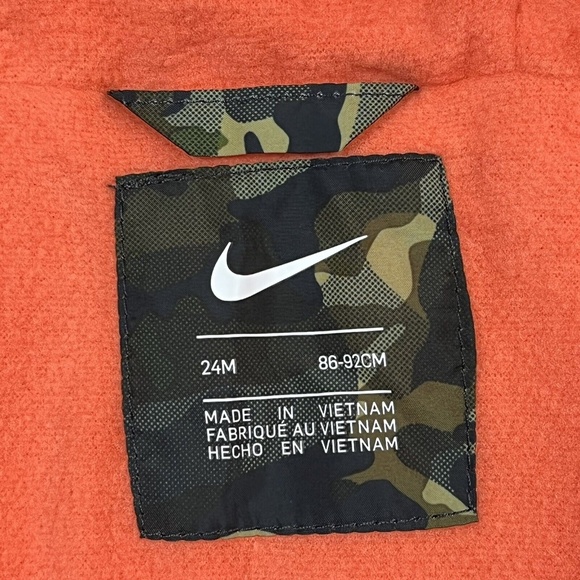 COPY - Nike Baby Boys Hooded Puffer Jacket Size 24 Months Camo Full Zip Water R… - Picture 7 of 13